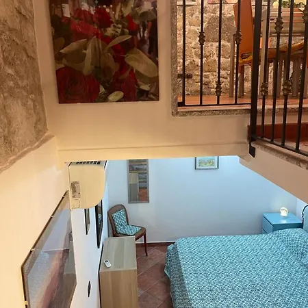 Majolica Apartment